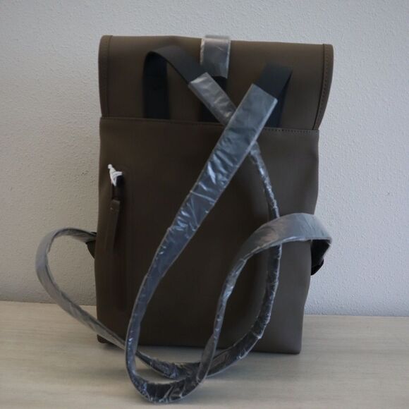 RAINS 13870 Unisex One Size Wood Brown Waterproof Rucksack Bucket Backpack - Picture 2 of 16